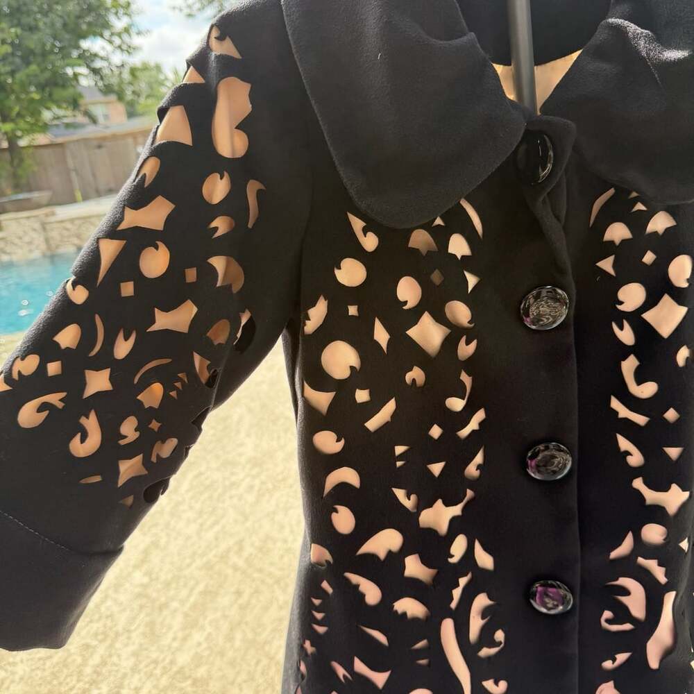 Ryu Fall Lite Stylish Coat Black & Cream Color - Picture 7 of 12